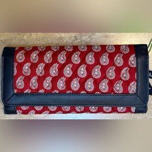 NWT - VERA BRADLEY - Womens Trifold Wallet - Petite Red Bandana Paisley - NEW!